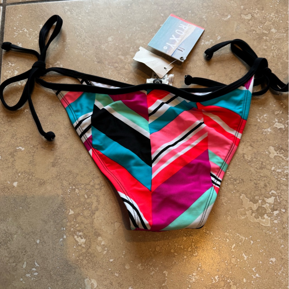 NEW Roxy Bikini Bottoms - Picture 2 of 10